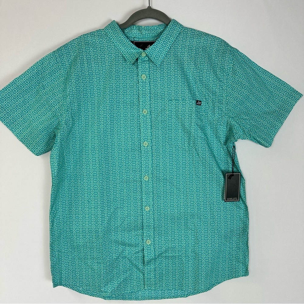LOST NWT Montego short sleeve button down shirt in green graphic print - size L